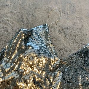 Beautiful sequin dress perfect for a night out!